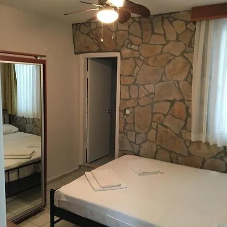 ホテル Ruzgargulu ボズカーダ